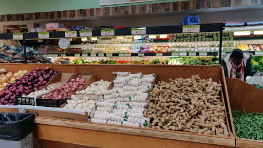 Grocery Store «New Grand Mart», reviews and photos, 6326 Arlington Blvd, Falls Church, VA 22042, USA