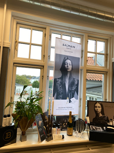Friis Frisør - Morrocan oil, GHD & permanent in Odense, Odense