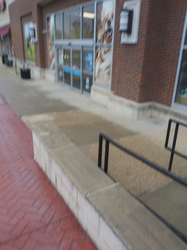 Pet Supply Store «Petco Animal Supplies», reviews and photos, 2250 Petrie Ln #518, Lanham, MD 20706, USA