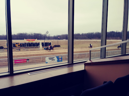 Car Racing Track «Hollywood Gaming at Mahoning Valley Race Course», reviews and photos, 655 N Canfield Niles Rd, Youngstown, OH 44515, USA