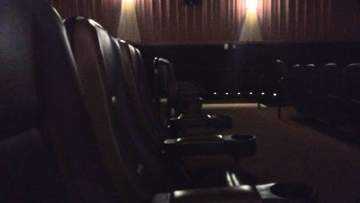 Movie Theater «Cinemagic Stadium Theaters», reviews and photos, 100 Charlton Rd, Sturbridge, MA 01566, USA