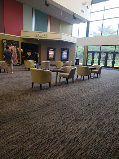 Movie Theater «Showcase Cinemas North Attleboro», reviews and photos, 640 S Washington St, North Attleborough, MA 02760, USA