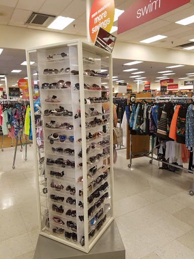 Department Store «T.J. Maxx», reviews and photos, 239 Memorial Ave, West Springfield, MA 01089, USA