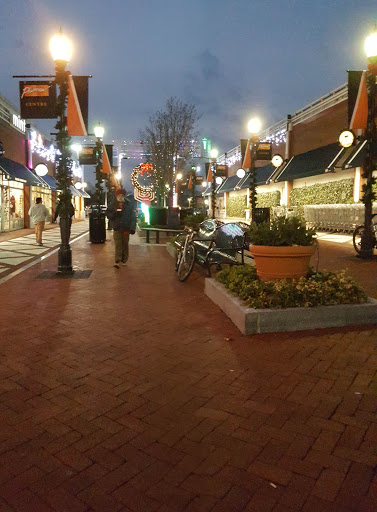 Shopping Mall «Plainview Shopping Center», reviews and photos, 381 S Oyster Bay Rd, Plainview, NY 11803, USA