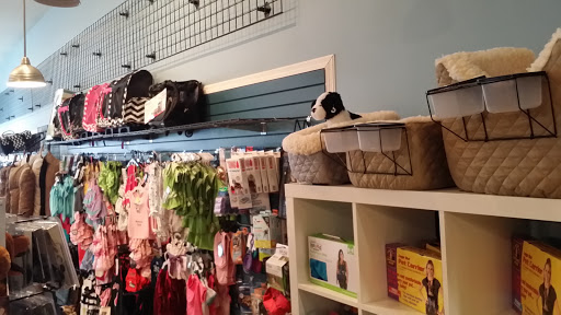 Pet Supply Store «Dog-Mania & Cats», reviews and photos, 37846 Meridian Ave, Dade City, FL 33525, USA