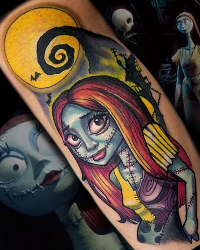 Find sexiest tattoo ideas for women for your next unique tattoo in Lombard at New Hope Tattoo