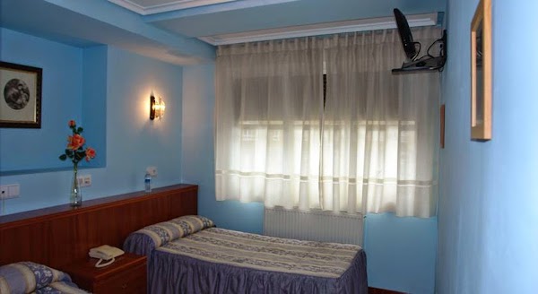 Hotel Campus Tavern. Mejor Precio Garantizado