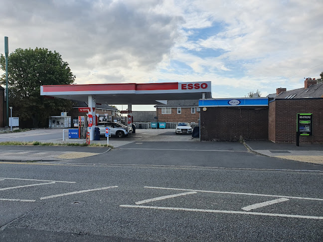 Reviews of ESSO ST GILES in Durham - Gas station