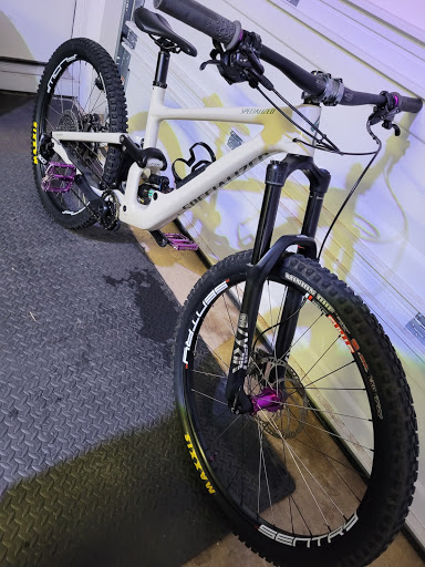 Bicycle Store «West End Bicycles», reviews and photos, 5427 Blossom St, Houston, TX 77007, USA