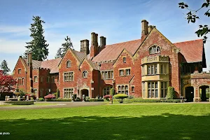 Thornewood Castle image