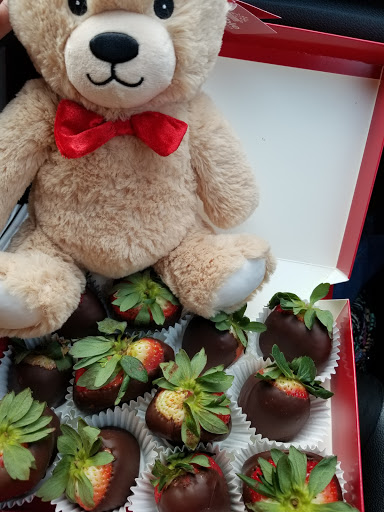 Gift Shop «Edible Arrangements», reviews and photos, 19079 Lyndon B Johnson Fwy #55c, Mesquite, TX 75150, USA