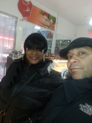 Supermarket «Green Apple Supermarket», reviews and photos, 38-50 21st St, Long Island City, NY 11101, USA