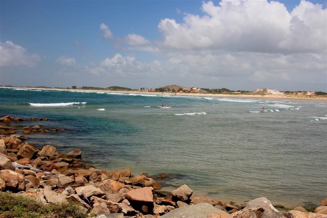 Praia de Ipua的照片 位于自然区域
