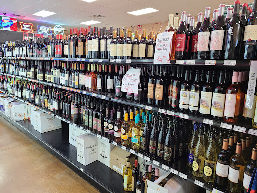 Grocery Store «Malincho Euro Market & Prestige Liquor», reviews and photos, 1475 Lee St, Des Plaines, IL 60018, USA