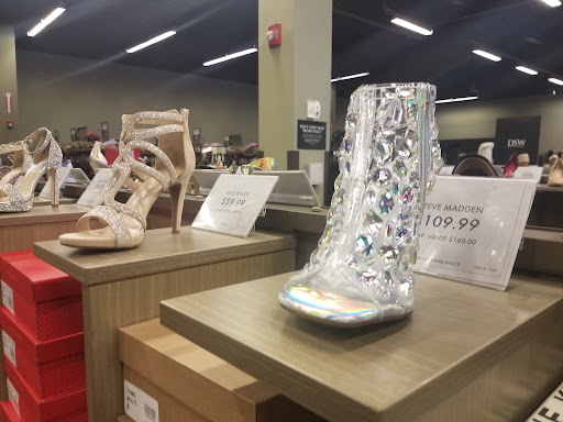Shoe Store «DSW Designer Shoe Warehouse», reviews and photos, 1015 Cochrane Rd, Morgan Hill, CA 95037, USA
