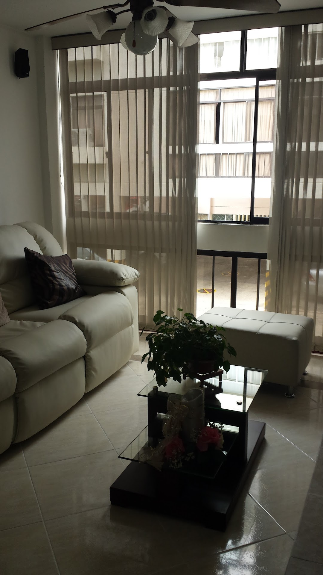 Centro Comercial Los Acacios