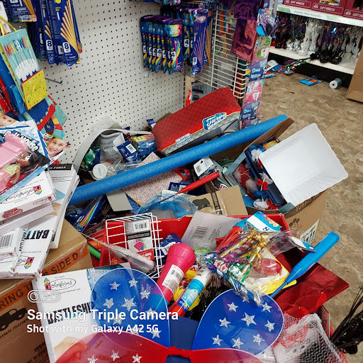 Dollar Store «Dollar Tree», reviews and photos, 1351 Southern Dunes Blvd, Haines City, FL 33844, USA