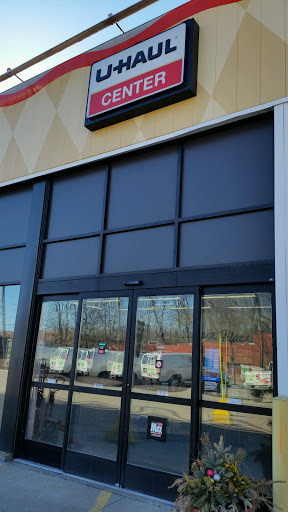 Truck Rental Agency «U-Haul Moving & Storage at Tallmadge Ave», reviews and photos, 800 E Tallmadge Ave, Akron, OH 44310, USA