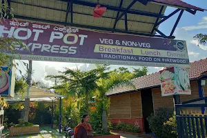 Hot pot express veg &non-veg spot image