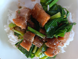 อาหารตามสั่งบ้านครู