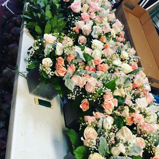 Florist «Illusion Florist & Events», reviews and photos, 12231 SE Stark St, Portland, OR 97233, USA