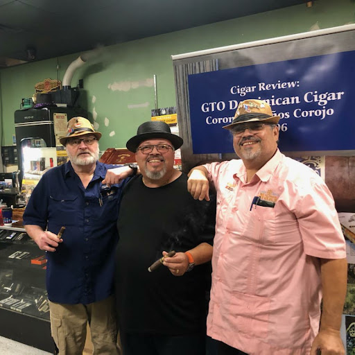 Cigar Shop «MC Cigar Shop and Lounge», reviews and photos, 3331 Lithia Pinecrest Rd, Valrico, FL 33596, USA
