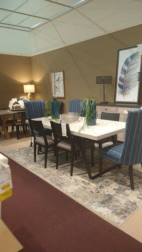 Furniture Store «Charter Furniture - Dallas», reviews and photos, 15101 Midway Rd, Addison, TX 75001, USA