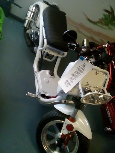 Motor Scooter Dealer «Manatee Scooters LLC», reviews and photos, 3620 Manatee Ave W, Bradenton, FL 34205, USA
