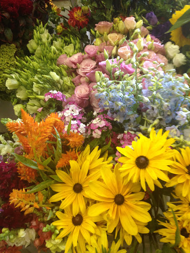 Florist «Williamsburg Floral & Gifts», reviews and photos, 701 Merrimac Trail, Williamsburg, VA 23185, USA