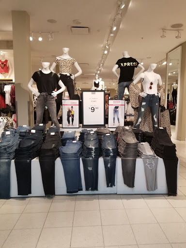 Clothing Store «Express», reviews and photos, 400 NJ-38, Moorestown, NJ 08057, USA