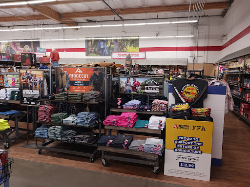 Home Improvement Store «Tractor Supply Co.», reviews and photos, 8800 Brentwood Blvd, Brentwood, CA 94513, USA