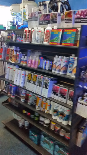 Pet Store «Tanks A Lot Aquariums», reviews and photos, 6680 Lantana Rd, Lake Worth, FL 33467, USA