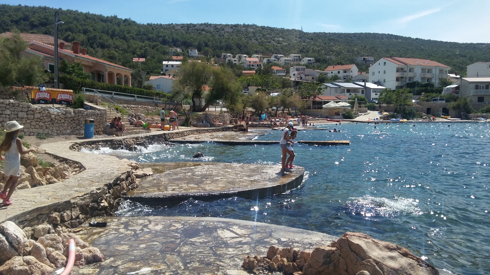 Vinjerac beach'in fotoğrafı imkanlar alanı
