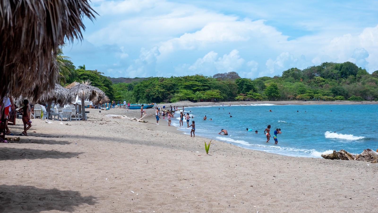 Foto von Najayo beach mit etwas sauber Sauberkeitsgrad