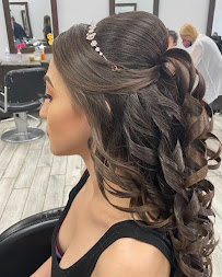 Glamour Empire Barber & Beauty - Photo 8 - Car repair in Phoenix, AZ, Phoenix