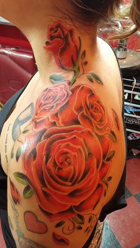 Nova Tattoo Studio, 4938 N Lombard St, Portland, OR 97203, USA, 