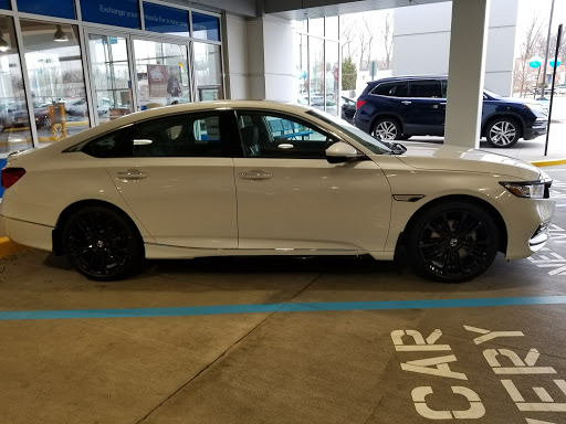 Honda Dealer «Bill Page Honda», reviews and photos, 6715 Arlington Blvd, Falls Church, VA 22042, USA