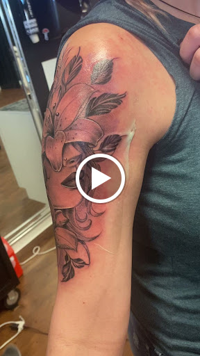 Explore small sea turtle tattoo ideas, creative tattoo ideas in Mesquite, available at SKIN GALLERY TATTOO