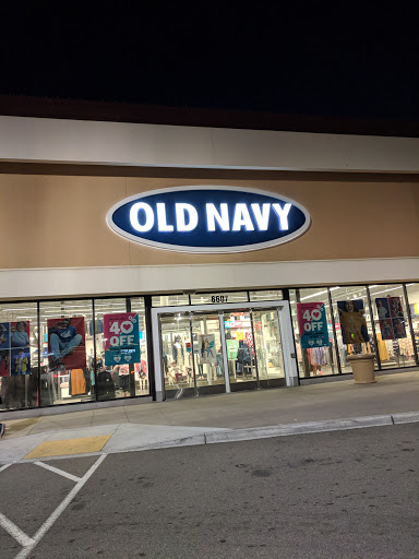 Clothing Store «Old Navy», reviews and photos, 6607 N Riverside Dr, Fresno, CA 93722, USA