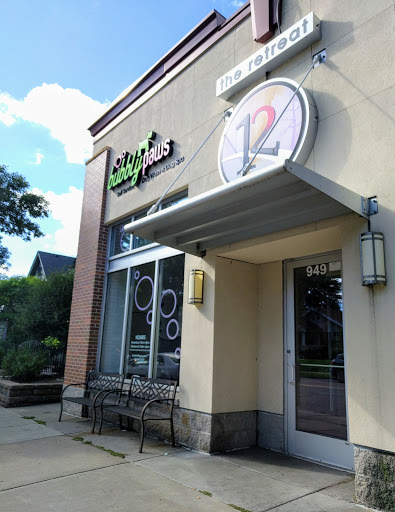 Pet Groomer «Bubbly Paws Dog Wash & Grooming», reviews and photos, 949 Grand Ave, St Paul, MN 55105, USA