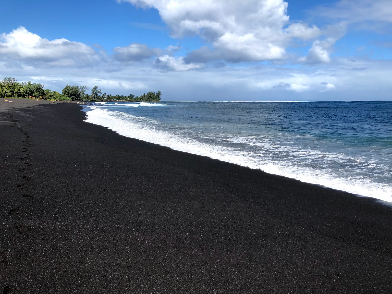 Foto di Taharuu Beach con molto pulita livello di pulizia