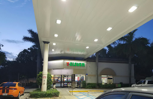 7-Eleven, 9998 Sunset Strip, Sunrise, FL 33322, USA, 