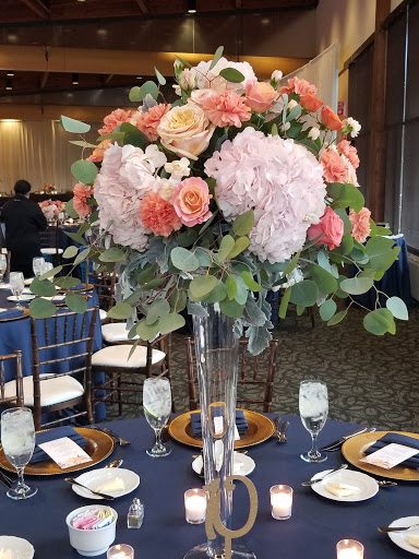 Florist «Libertyville Florist», reviews and photos, 103 W Rockland Rd, Libertyville, IL 60048, USA