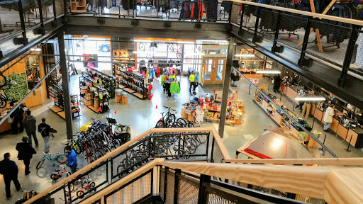 Outdoor Sports Store «REI», reviews and photos, 161 Town Square Pl, King of Prussia, PA 19406, USA