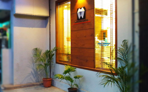 Dr. Santlani's Dental Studio, Khandwa image