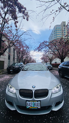 Used Car Dealer «Blizzard Motors», reviews and photos, 1604 E Burnside St, Portland, OR 97214, USA