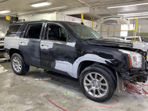 Auto Body Shop «Allen Park Collision», reviews and photos, 16834 Ecorse Rd, Allen Park, MI 48101, USA