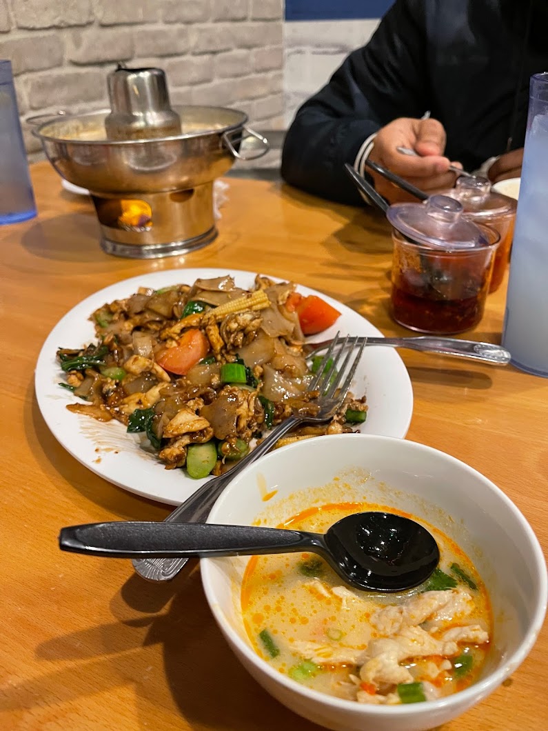 Too Thai Street Eats