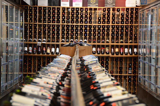 Liquor Store «Sav-On-Liquor and wine», reviews and photos, 809 St Louis Rd, Collinsville, IL 62234, USA