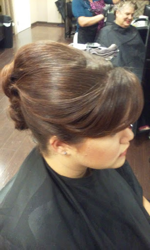 Beauty Salon «B-dazzled hair and nail salon», reviews and photos, 2226 FL-60, Valrico, FL 33594, USA